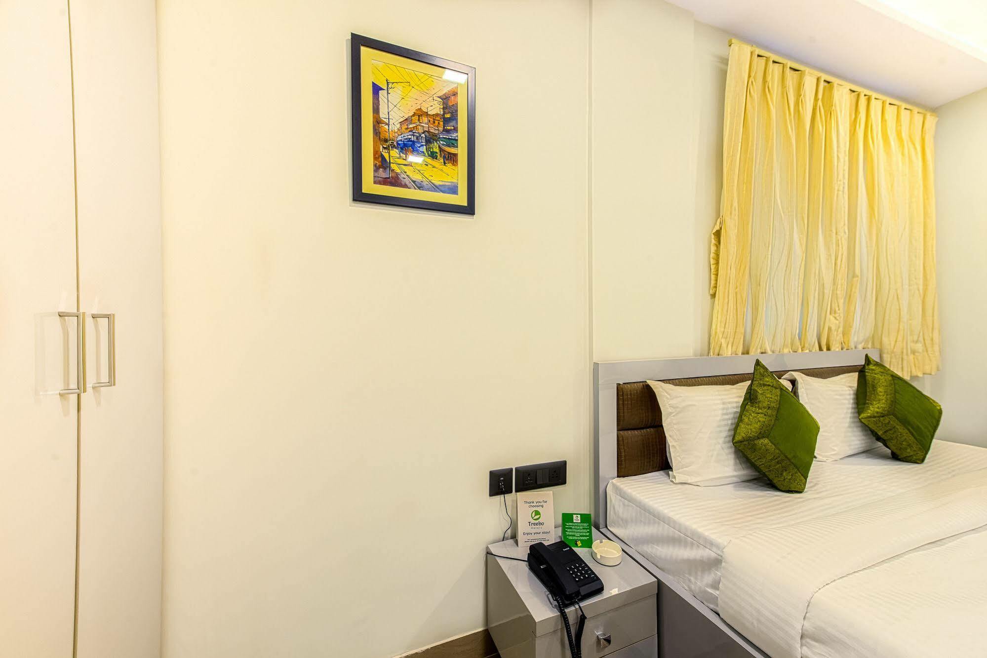 Treebo Orion Sapphire, Beck Bagan Hotel โกลกาตา ภายนอก รูปภาพ