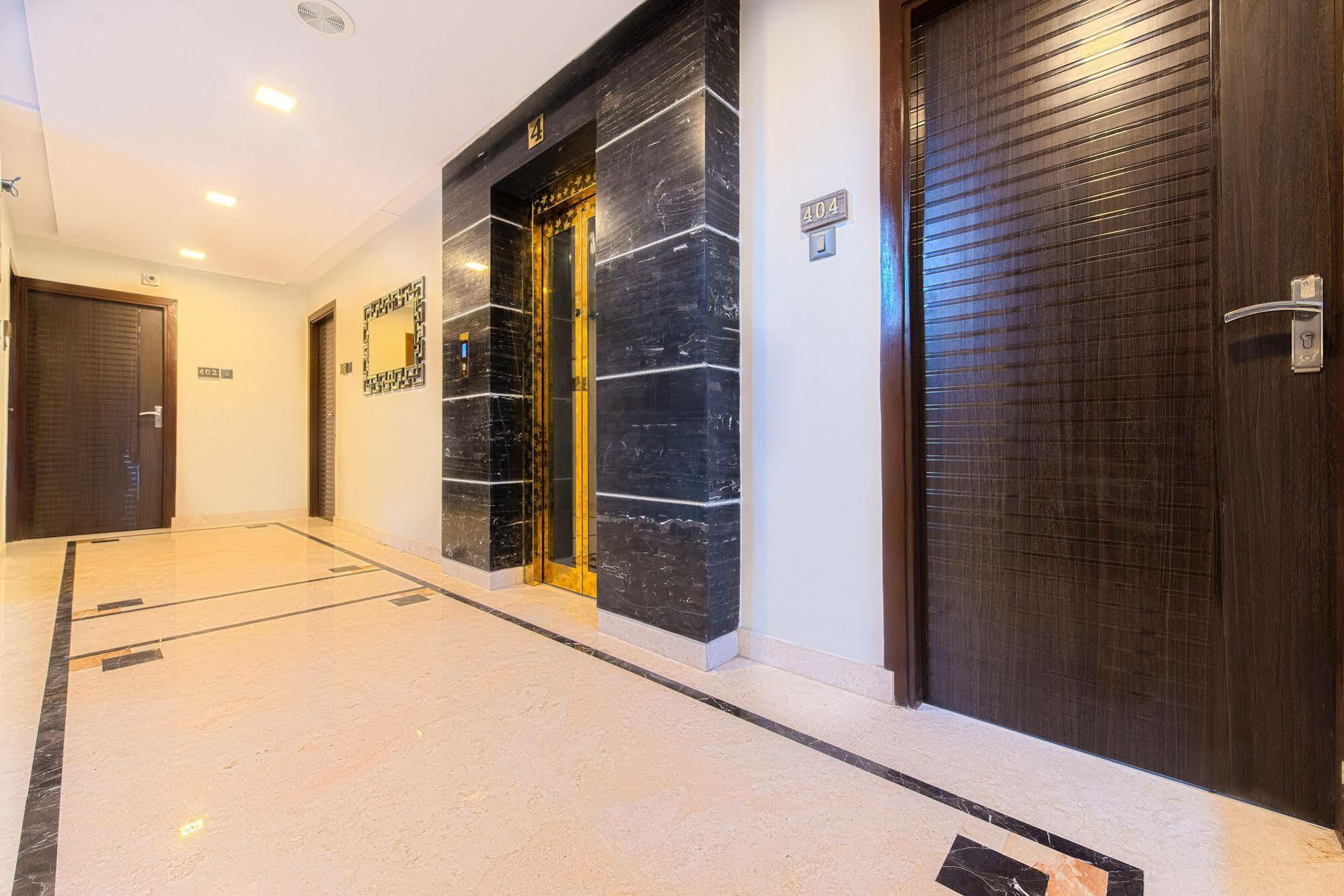 Treebo Orion Sapphire, Beck Bagan Hotel โกลกาตา ภายนอก รูปภาพ